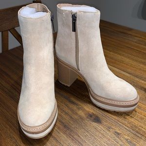 Steve Madden Sloanne Platform Bootie